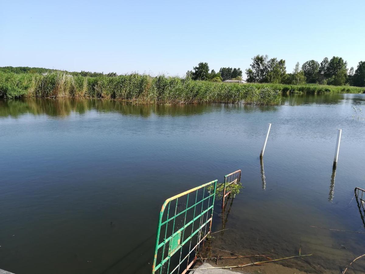 U Wikinga Hotel Zastan Bagian luar foto